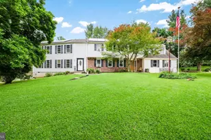 4 Mendenhall Dr, Glen Mills, PA 19342 - Photo 1