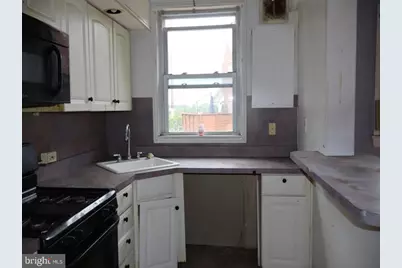323 N Maple Avenue, Lansdowne, PA 19050 - Photo 9