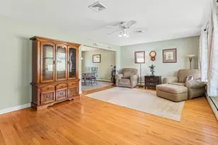 2165 Overlook Dr, Aston, PA 19014 - Photo 3