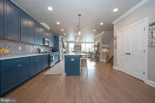 242 Charles Ellis Dr, Newtown Square, PA 19073 - Photo 5