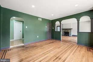 233 S Fairview Ave, Upper Darby, PA 19082 - Photo 13