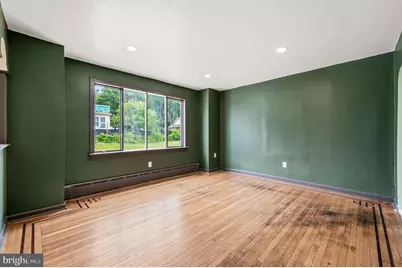 233 S Fairview Avenue, Upper Darby, PA 19082 - Photo 11
