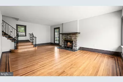 233 S Fairview Avenue, Upper Darby, PA 19082 - Photo 9