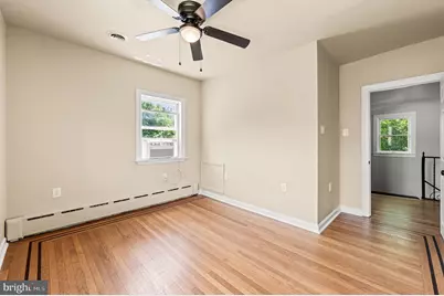 233 S Fairview Avenue, Upper Darby, PA 19082 - Photo 25