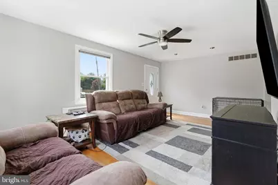 418 Buchanan Avenue, Folsom, PA 19033 - Photo 5
