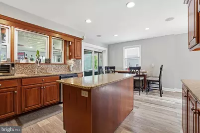 418 Buchanan Avenue, Folsom, PA 19033 - Photo 11