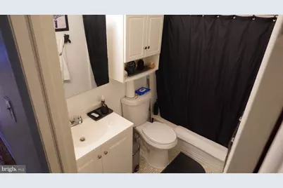 100 E Glenolden Avenue #D-7, Glenolden, PA 19036 - Photo 9