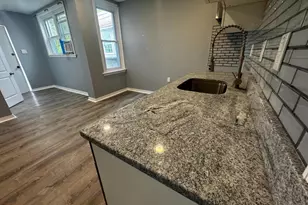 700 Lloyd St, Chester, PA 19013 - Photo 29