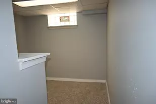 281 N Wycombe Ave, Lansdowne, PA 19050 - Photo 25