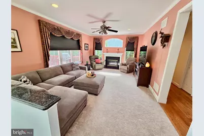 712 Carriage, Aston, PA 19014 - Photo 15