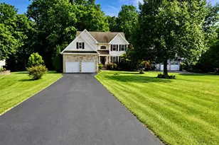 712 Carriage, Aston, PA 19014 - Photo 3