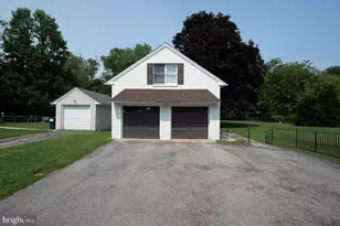 353 S Old Middletown Rd, Media, PA 19063 - Photo 43