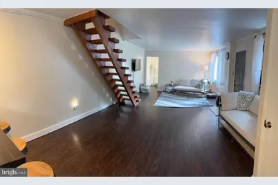 300 Clifton Avenue, Collingdale, PA 19023 - Photo 7