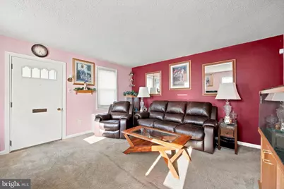 210 Walnut Road, Wallingford, PA 19086 - Photo 5