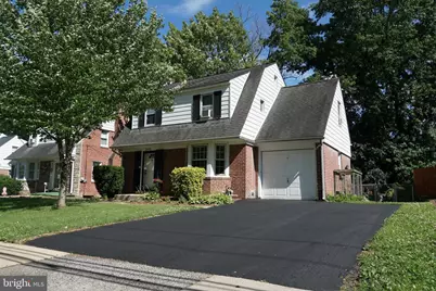 2420 Franklin Avenue, Secane, PA 19018 - Photo 1
