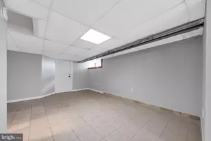 552 Larchwood Ave, Upper Darby, PA 19082 - Photo 27