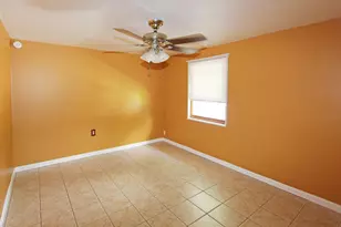 929 Cherry Tree Rd, Aston, PA 19014 - Photo 15