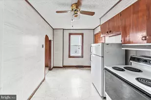 207 Bartram, Essington, PA 19029 - Photo 9