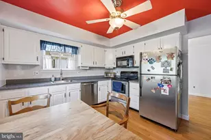 905 Amosland Rd, Morton, PA 19070 - Photo 17
