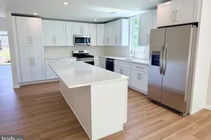 1663 Village Ave, Garnet Valley, PA 19060 - Photo 21