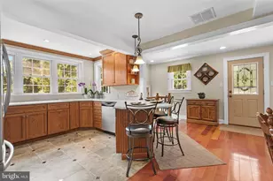 17 Tansey Dr, Upper Chichester, PA 19014 - Photo 3