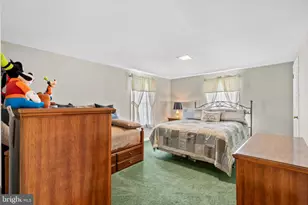 17 Tansey Dr, Upper Chichester, PA 19014 - Photo 31