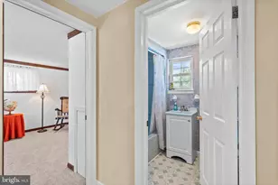 17 Tansey Dr, Upper Chichester, PA 19014 - Photo 23