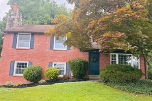 109 Westminster Dr, Wallingford, PA 19086 - Photo 1