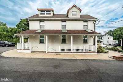 136 Garrett Avenue, Bryn Mawr, PA 19010 - Photo 3