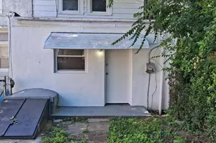 1412 W 9th St, Chester, PA 19013 - Photo 15