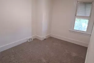 1412 W 9th St, Chester, PA 19013 - Photo 13