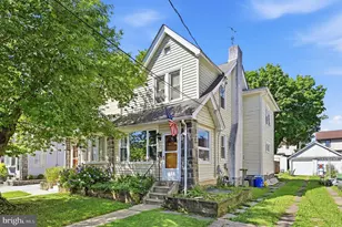 152 Shelbourne Rd, Havertown, PA 19083 - Photo 1