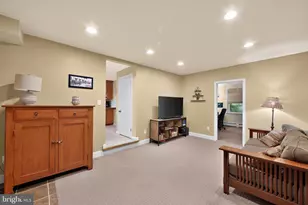 37 N Longpoint Ln, Rose Valley, PA 19063 - Photo 15