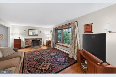 37 N Longpoint Lane, Rose Valley, PA 19063 - Photo 3