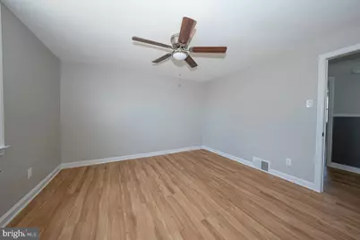 242 Spring Valley Road, Darby, PA 19023 - Photo 23