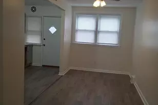 58 Suburban Ln, Upper Darby, PA 19082 - Photo 13