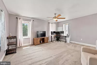 1015 Pennsylvania Avenue, Prospect Park, PA 19076 - Photo 21