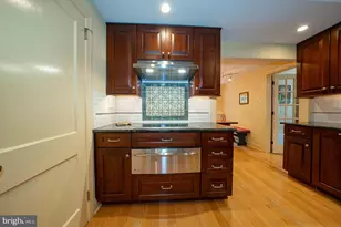 525 W Beechtree Ln, Wayne, PA 19087 - Photo 13
