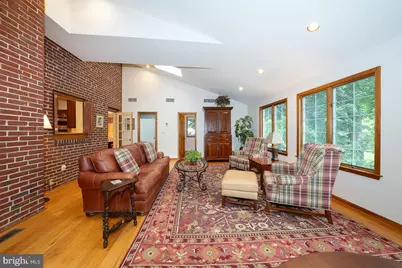 525 W Beechtree Lane, Wayne, PA 19087 - Photo 17