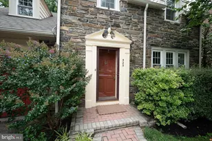 525 W Beechtree Ln, Wayne, PA 19087 - Photo 3