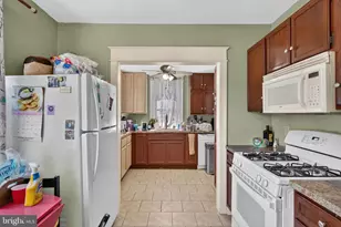 51 Windsor Ave, Upper Darby, PA 19082 - Photo 17
