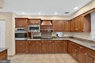 37 Governor Markham Dr, Glen Mills, PA 19342 - Photo 11