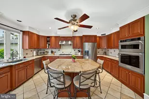 319 Hathaway Ln E, Havertown, PA 19083 - Photo 25