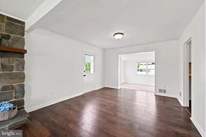 112 Tillman Lane, Aston, PA 19014 - Photo 5