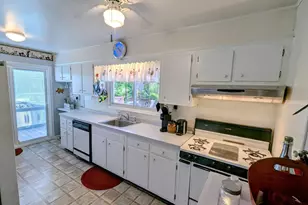 3641 Deepwater Ln, Brookhaven, PA 19015 - Photo 5