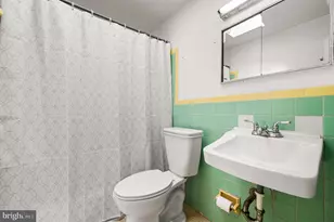 1054 N Academy Ave, Glenolden, PA 19036 - Photo 13