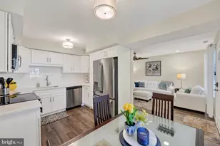 5200 Hilltop Dr, Brookhaven, PA 19015 - Photo 9