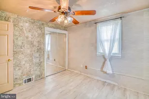 329 Laurel Rd, Sharon Hill, PA 19079 - Photo 27