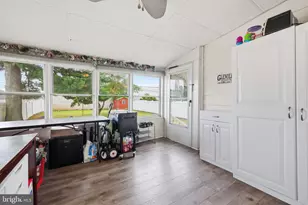 121 N Scott Ave, Glenolden, PA 19036 - Photo 21