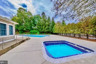 56 Bayberry Ct, Glen Mills, PA 19342 - Photo 5
